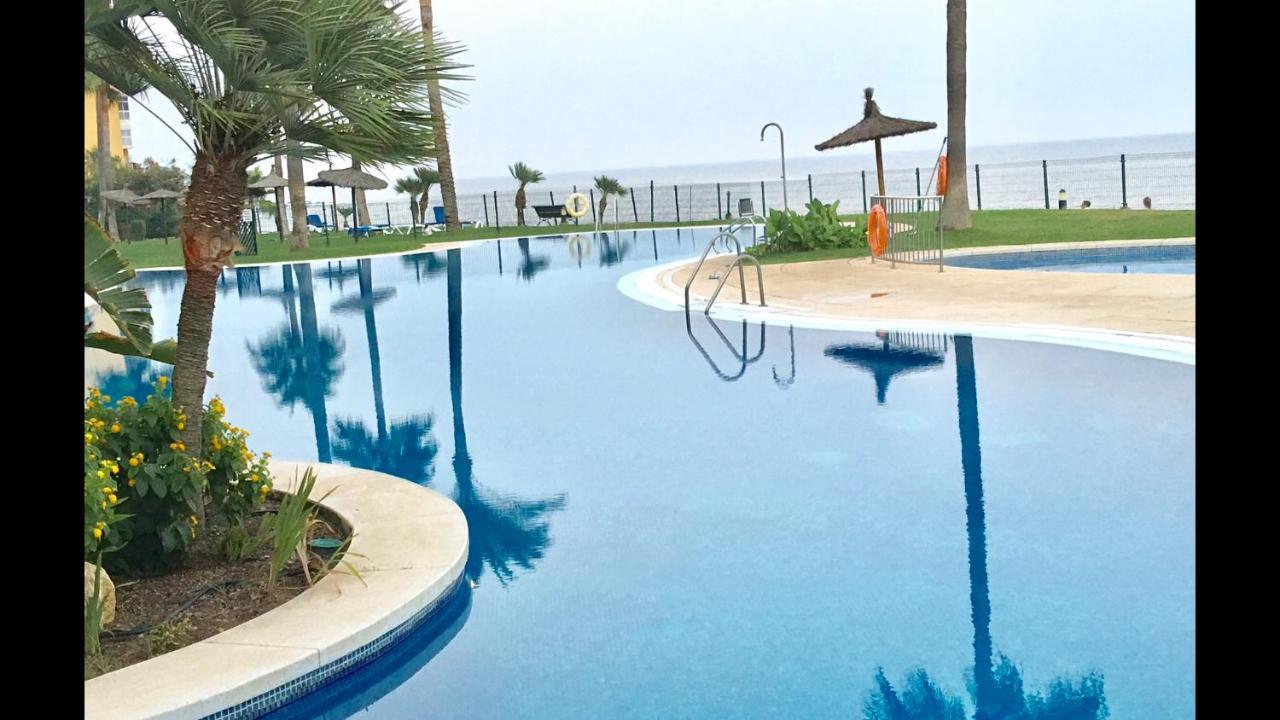 Mi Capricho B17 Beachfront Apartment Sitio de Calahonda 外观 照片