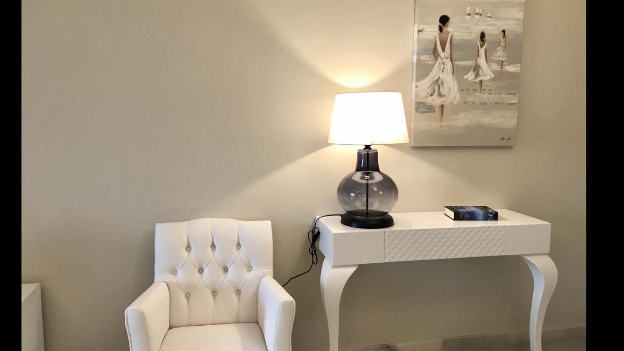 Mi Capricho B17 Beachfront Apartment Sitio de Calahonda 外观 照片