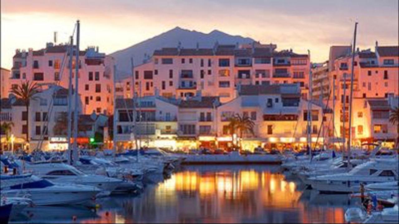 Mi Capricho B17 Beachfront Apartment Sitio de Calahonda 外观 照片