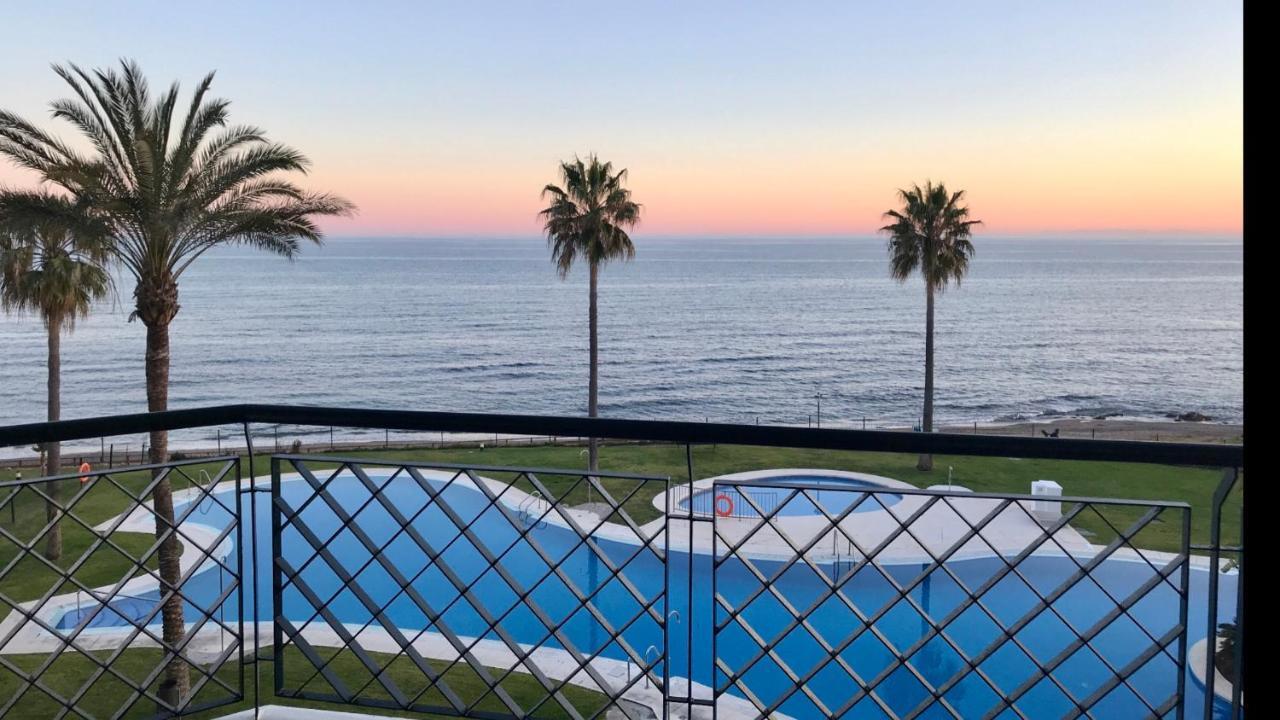 Mi Capricho B17 Beachfront Apartment Sitio de Calahonda 外观 照片